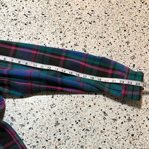 Vintage 100% cotton  funky multi color plaid flannel Gander Mountain size large - Picture 8 of 8